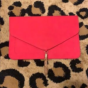 Red clutch